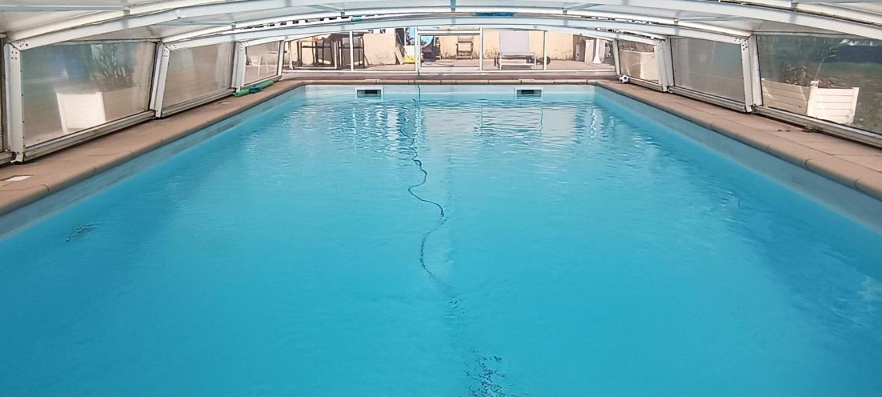 Charmante Maison Avec Piscine Anneyron Exteriér fotografie